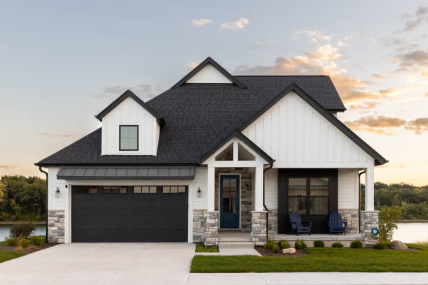 Best Skylight Installation and Repair  in Amityville, NY